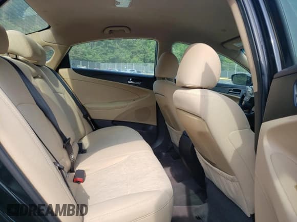 ✅ 2013 Hyundai Sonata GLS • VIN: 5NPEB4AC9DH651376 • Lot: 64996104. Listed on Copart with 41,284 mi. Free auction sales archive from the USA and detailed vehicle history report at DreamBid. Image 10.