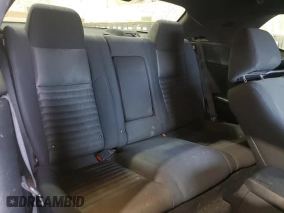 ✅ 2012 Dodge Challenger SXT • VIN: 2C3CDYAG4CH204297 • Lot: 84712494. Wystawiony na Copart z przebiegiem 180 580 mil. Bezpłatny archiwum sprzedaży aukcyjnych z USA i szczegółowy raport historii pojazdu na DreamBid. Zdjęcie 10.