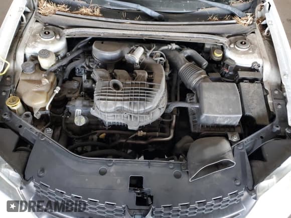 ✅ 2014 Dodge Avenger SXT • VIN: 1C3CDZCG3EN121117 • Lot: 84933384. Wystawiony na Copart z przebiegiem 121 437 mil. Bezpłatny archiwum sprzedaży aukcyjnych z USA i szczegółowy raport historii pojazdu na DreamBid. Zdjęcie 11.