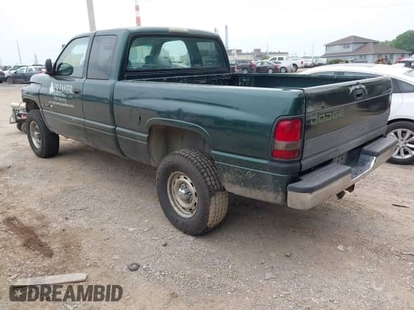 2001 Dodge 1500 с VIN 3B7HF12Y51G206325, выставлен на аукционе IAAI как лот 42495650 с пробегом 204 877 миль миль и . История ставок и продаж доступна на DreamBid. Изображение 3.