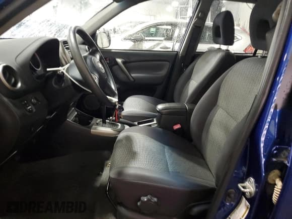 ✅ 2005 Toyota RAV4 • VIN: JTEHD20V456033209 • Lot: 70692445. Wystawiony na Copart z przebiegiem 110 017 mil. Bezpłatny archiwum sprzedaży aukcyjnych z USA i szczegółowy raport historii pojazdu na DreamBid. Zdjęcie 7.