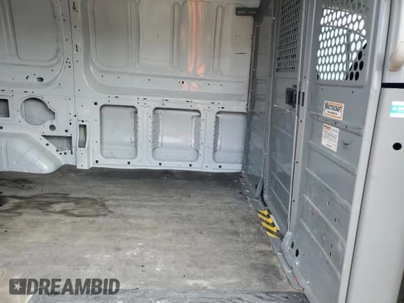 ✅ 2017 Ford Transit • VIN: 1FTYR1YG9HKA56552 • Lot: 59769755. Listed on Copart with 116,001 mi. Free auction sales archive from the USA and detailed vehicle history report at DreamBid. Image 11.