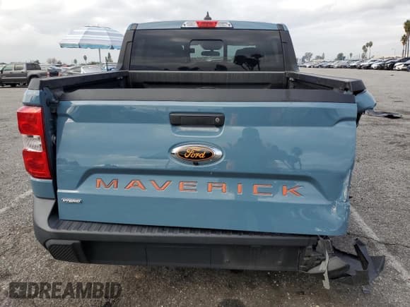 ✅ 2022 Ford Maverick XLT • VIN: 3FTTW8E30NRA31527 • Lot: 93761315. Wystawiony na Copart z przebiegiem 17 818 mil. Bezpłatny archiwum sprzedaży aukcyjnych z USA i szczegółowy raport historii pojazdu na DreamBid. Zdjęcie 6.