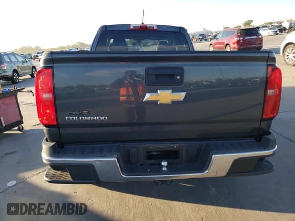 ✅ 2017 Chevrolet Colorado 2WD WT • VIN: 1GCHSBEA5H1233503 • Лот: 76452004. Опубликован ранее на Copart с пробегом 69 214 миль. Бесплатный доступ к архиву аукционных продаж из США и подробный отчёт об истории автомобиля на DreamBid. Изображение 6.