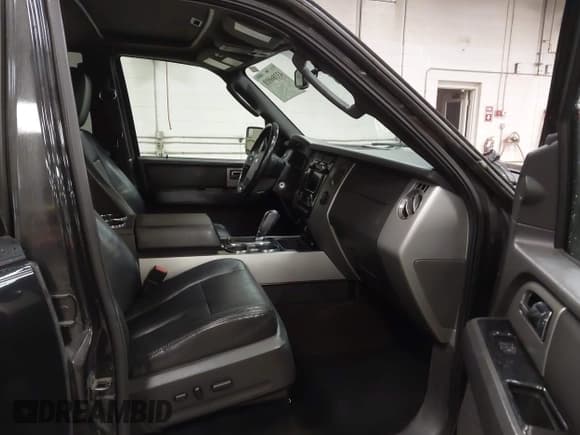 ✅ 2013 Ford Expedition Max Limited • VIN: 1FMJK2A50DEF21289 • Лот: 43386010. Опубликован ранее на IAAI с пробегом 164 749 миль. Бесплатный доступ к архиву аукционных продаж из США и подробный отчёт об истории автомобиля на DreamBid. Изображение 5.