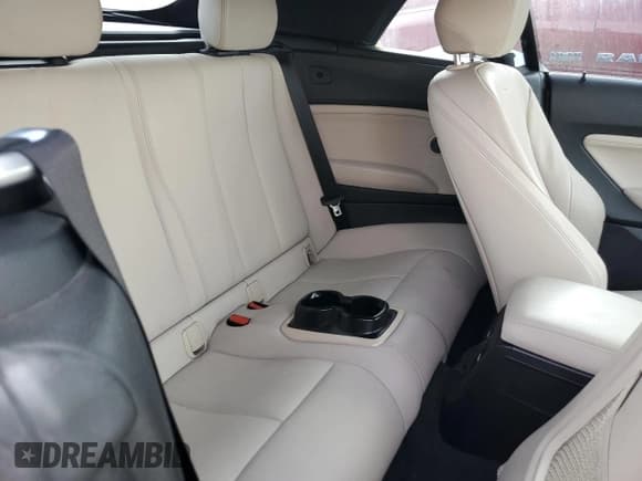 ✅ 2015 BMW 2 Series 228i • VIN: WBA1K5C53FV242793 • Лот: 87532155. Опубликован ранее на Copart с пробегом 114 802 миль. Бесплатный доступ к архиву аукционных продаж из США и подробный отчёт об истории автомобиля на DreamBid. Изображение 10.