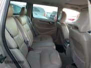 ✅ 2003 Volvo V70 XC70 • VIN: YV1SZ59HX31109076 • Lot: 74393674. Listed on Copart with 223,420 mi. Free auction sales archive from the USA and detailed vehicle history report at DreamBid. Image 10.