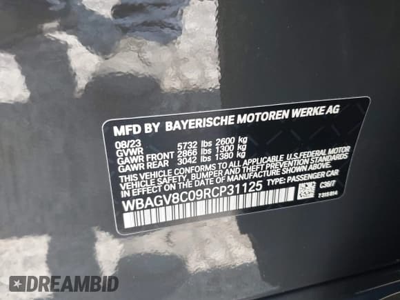 ✅ 2024 BMW 8 Series M850i • VIN: WBAGV8C09RCP31125 • Lot: 42333973. Listed on IAAI with 13,787 mi. Free auction sales archive from the USA and detailed vehicle history report at DreamBid. Image 9.