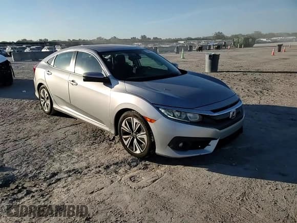 ✅ 2016 Honda Civic EX-T • VIN: 19XFC1F37GE004637 • Лот: 93403145. Опубликован ранее на Copart с пробегом 82 578 миль. Бесплатный доступ к архиву аукционных продаж из США и подробный отчёт об истории автомобиля на DreamBid. Изображение 13.