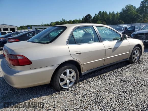 ✅ 2000 Honda Accord SE • VIN: 1HGCG5678YA052297 • Lot: 91912825. Listed on Copart with 425,354 mi. Free auction sales archive from the USA and detailed vehicle history report at DreamBid. Image 3.