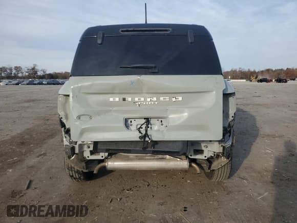 ✅ 2022 Ford Bronco Sport Outer Banks • VIN: 3FMCR9C68NRD98813 • Lot: 91402575. Listed on Copart with 74,315 mi. Free auction sales archive from the USA and detailed vehicle history report at DreamBid. Image 6.