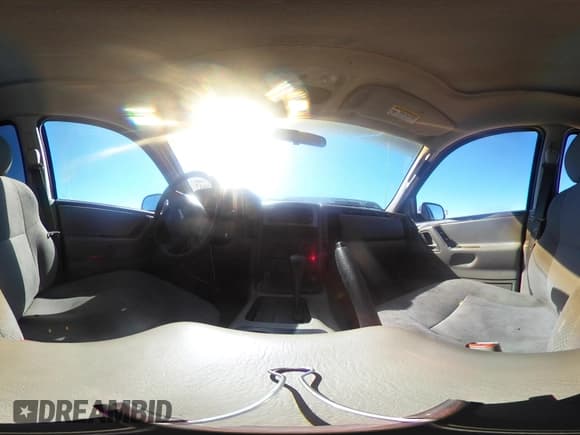 ✅ 2002 Jeep Grand Cherokee Laredo • VIN: 1J4GX48S62C257425 • Lot: 43435617. Listed on IAAI with 251,435 mi. Free auction sales archive from the USA and detailed vehicle history report at DreamBid. Image 20.