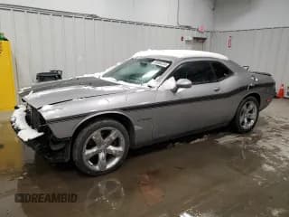✅ 2014 Dodge Challenger SXT • VIN: 2C3CDYAG0EH102059 • Lot: 86066734. Wystawiony na Copart z przebiegiem 55 190 mil. Bezpłatny archiwum sprzedaży aukcyjnych z USA i szczegółowy raport historii pojazdu na DreamBid. Zdjęcie 1.