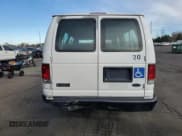 ✅ 2004 Ford Econoline Passenger XL • VIN: 1FBSS31L54HB53305 • Lot: 92125385. Wystawiony na Copart z przebiegiem 138 490 mil. Bezpłatny archiwum sprzedaży aukcyjnych z USA i szczegółowy raport historii pojazdu na DreamBid. Zdjęcie 6.