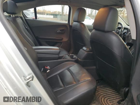 ✅ 2015 Chevrolet Volt • VIN: 1G1RD6E45FU112068 • Lot: 85961045. Wystawiony na Copart z przebiegiem 272 243 mil. Bezpłatny archiwum sprzedaży aukcyjnych z USA i szczegółowy raport historii pojazdu na DreamBid. Zdjęcie 10.