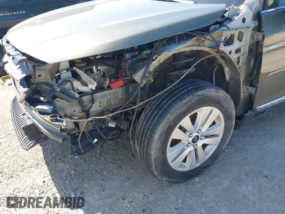 ✅ 2017 Subaru Outback Touring • VIN: 4S4BSETCXH3374658 • Lot: 42852329. Wystawiony na IAAI z przebiegiem 79 387 mil. Bezpłatny archiwum sprzedaży aukcyjnych z USA i szczegółowy raport historii pojazdu na DreamBid. Zdjęcie 19.