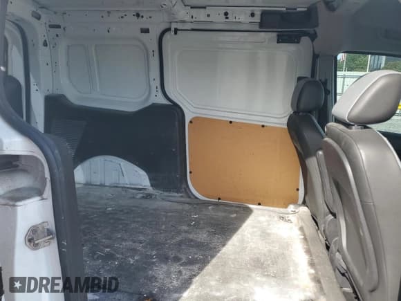 ✅ 2014 Ford Transit Connect XL • VIN: NM0LS7E7XE1137242 • Lot: 67979565. Wystawiony na Copart z przebiegiem 195 870 mil. Bezpłatny archiwum sprzedaży aukcyjnych z USA i szczegółowy raport historii pojazdu na DreamBid. Zdjęcie 11.