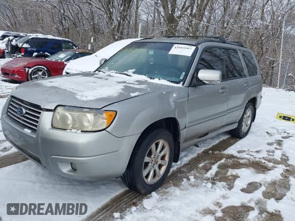 ✅ 2007 Subaru Forester X • VIN: JF1SG65677G704644 • Лот: 43915267. Опубликован ранее на IAAI с пробегом 245 845 миль. Бесплатный доступ к архиву аукционных продаж из США и подробный отчёт об истории автомобиля на DreamBid. Изображение 2.
