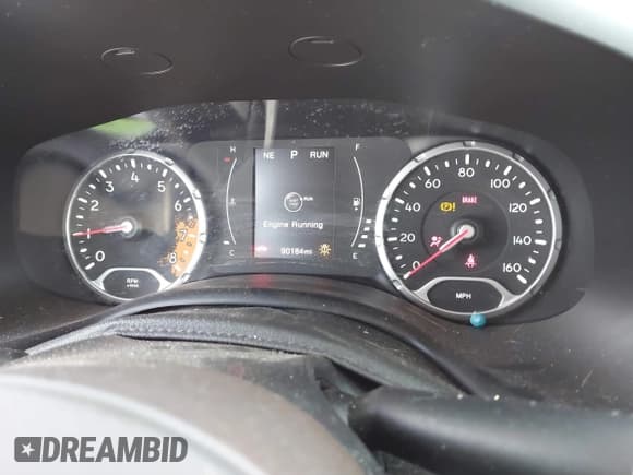 ✅ 2017 Jeep Renegade Altitude • VIN: ZACCJABB7HPE63399 • Lot: 41635030. Wystawiony na IAAI z przebiegiem 90 184 mil. Bezpłatny archiwum sprzedaży aukcyjnych z USA i szczegółowy raport historii pojazdu na DreamBid. Zdjęcie 7.