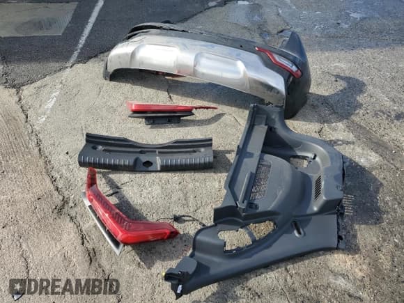 ✅ 2024 Kia Niro SX • VIN: KNDCT3LE3R5123918 • Lot: 42327435. Listed on Copart with 19,609 mi. Free auction sales archive from the USA and detailed vehicle history report at DreamBid. Image 13.