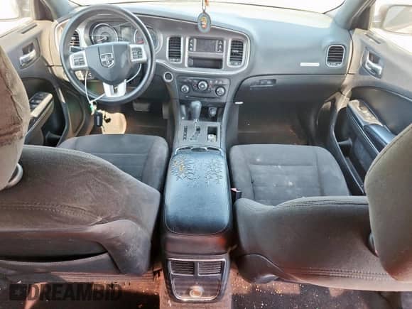 ✅ 2012 Dodge Charger SE • VIN: 2C3CDXBG7CH139549 • Lot: 86451195. Wystawiony na Copart z przebiegiem 235 434 mil. Bezpłatny archiwum sprzedaży aukcyjnych z USA i szczegółowy raport historii pojazdu na DreamBid. Zdjęcie 8.