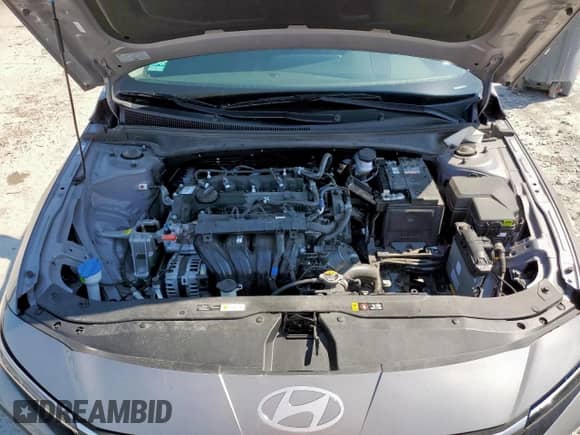 2024 Hyundai Elantra SE with VIN KMHLL4DGXRU792551, listed as a Copart auction lot 69826255 with 28,058 mi miles and Salvage title. Bid and sale history available at DreamBid. Image 11.