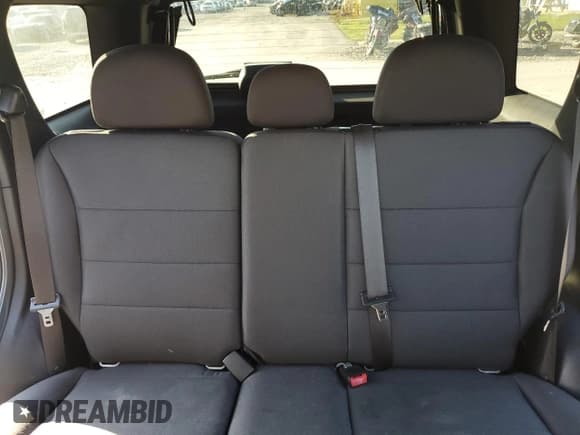 ✅ 2010 Ford Escape XLT • VIN: 1FMCU9DG3AKC48788 • Лот: 90807195. Опубликован ранее на Copart с пробегом 245 767 миль. Бесплатный доступ к архиву аукционных продаж из США и подробный отчёт об истории автомобиля на DreamBid. Изображение 10.