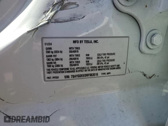 ✅ 2024 Tesla Model Y Long Range • VIN: 7SAYGDEE0RF983516 • Лот: 57849975. Опубликован ранее на Copart с пробегом 6 614 миль. Бесплатный доступ к архиву аукционных продаж из США и подробный отчёт об истории автомобиля на DreamBid. Изображение 12.