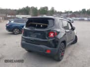 ✅ 2018 Jeep Renegade Latitude • VIN: ZACCJBBB5JPG73222 • Lot: 43252712. Wystawiony na IAAI z przebiegiem Nie podano. Bezpłatny archiwum sprzedaży aukcyjnych z USA i szczegółowy raport historii pojazdu na DreamBid. Zdjęcie 4.