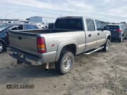 ✅ 2002 Chevrolet Silverado 2500HD LT • VIN: 1GCHK23U52F235890 • Lot: 43040627. Listed on IAAI with 361,130 mi. Free auction sales archive from the USA and detailed vehicle history report at DreamBid. Image 4.