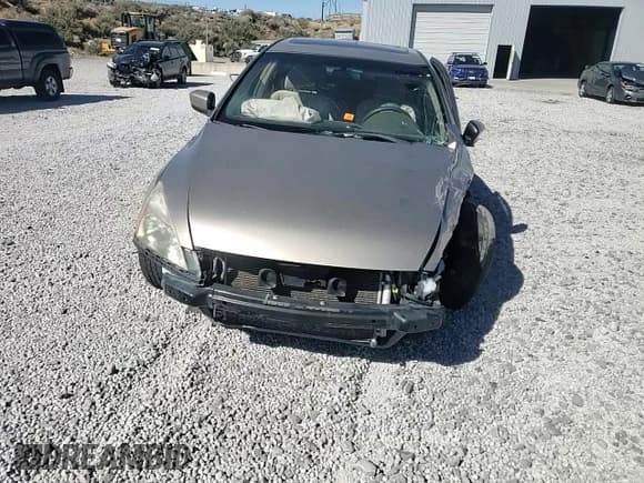 ✅ 2003 Honda Accord EX • VIN: JHMCM56673C085205 • Lot: 85585855. Listed on Copart with Not provided. Free auction sales archive from the USA and detailed vehicle history report at DreamBid. Image 13.