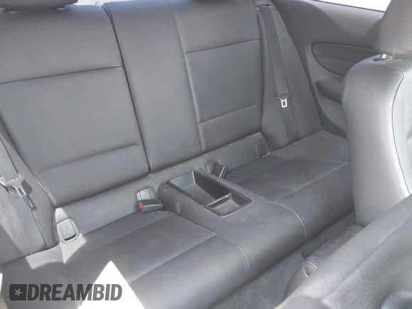 ✅ 2012 BMW 1 Series 128i • VIN: WBAUP9C51CVL90944 • Lot: 42922383. Listed on IAAI with 175,028 mi. Free auction sales archive from the USA and detailed vehicle history report at DreamBid. Image 8.