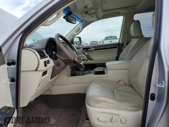 ✅ 2015 Lexus GX 460 • VIN: JTJBM7FX7F5096230 • Lot: 82590535. Listed on Copart with 161,429 mi. Free auction sales archive from the USA and detailed vehicle history report at DreamBid. Image 7.