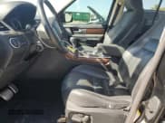 ✅ 2010 Land Rover Range Rover Sport HSE Lux • VIN: SALSK2D47AA242378 • Lot: 84023355. Wystawiony na Copart z przebiegiem 128 834 mil. Bezpłatny archiwum sprzedaży aukcyjnych z USA i szczegółowy raport historii pojazdu na DreamBid. Zdjęcie 7.