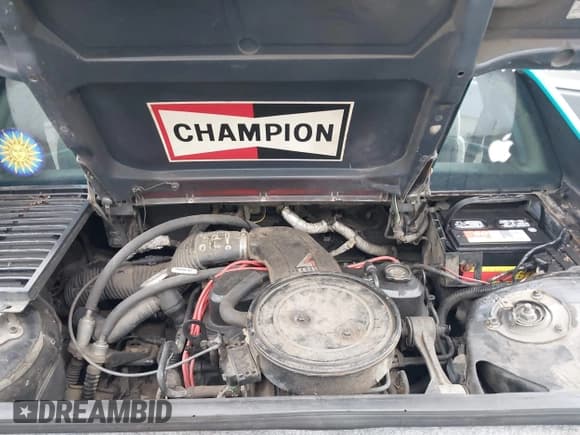 ✅ 1988 Pontiac Fiero • VIN: 1G2PE11R1JP210798 • Lot: 43472064. Wystawiony na IAAI z przebiegiem 136 233 mil. Bezpłatny archiwum sprzedaży aukcyjnych z USA i szczegółowy raport historii pojazdu na DreamBid. Zdjęcie 10.