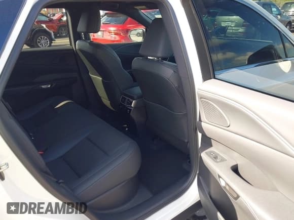 ✅ 2025 Lexus RX 350 • VIN: 2T2BAMBA3SC067750 • Lot: 43321110. Listed on IAAI with 918 mi. Free auction sales archive from the USA and detailed vehicle history report at DreamBid. Image 8.