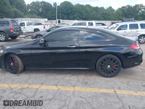 ✅ 2017 Mercedes-Benz C 300 • VIN: WDDWJ4JB3HF346198 • Lot: 42716240. Listed on IAAI with 88,483 mi. Free auction sales archive from the USA and detailed vehicle history report at DreamBid. Image 14.