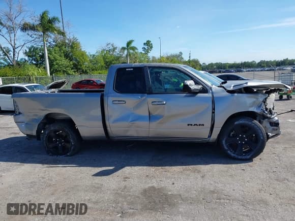✅ 2021 Ram 1500 Big Horn • VIN: 1C6RREBG3MN834462 • Lot: 43667076. Listed on IAAI with 10,417 mi. Free auction sales archive from the USA and detailed vehicle history report at DreamBid. Image 19.