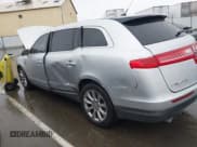 ✅ 2014 Lincoln MKT EcoBoost • VIN: 2LMHJ5AT4EBL57595 • Lot: 43693668. Wystawiony na IAAI z przebiegiem 133 259 mil. Bezpłatny archiwum sprzedaży aukcyjnych z USA i szczegółowy raport historii pojazdu na DreamBid. Zdjęcie 6.