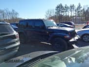 ✅ 2023 Jeep Wrangler • VIN: 1C4JJXN67PW621024 • Lot: 41411389. Wystawiony na IAAI z przebiegiem 21 306 mil. Bezpłatny archiwum sprzedaży aukcyjnych z USA i szczegółowy raport historii pojazdu na DreamBid. Zdjęcie 13.