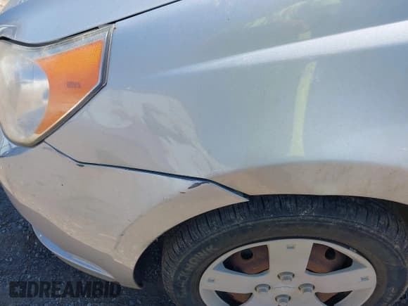 ✅ 2009 Chevrolet Aveo 1LT • VIN: KL1TD66E19B651119 • Lot: 41648261. Wystawiony na IAAI z przebiegiem 132 456 mil. Bezpłatny archiwum sprzedaży aukcyjnych z USA i szczegółowy raport historii pojazdu na DreamBid. Zdjęcie 12.