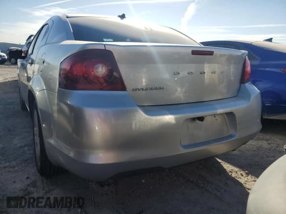 ✅ 2012 Dodge Avenger SE • VIN: 1C3CDZAB3CN196954 • Лот: 75517424. Опубликован ранее на Copart с пробегом 92 060 миль. Бесплатный доступ к архиву аукционных продаж из США и подробный отчёт об истории автомобиля на DreamBid. Изображение 6.