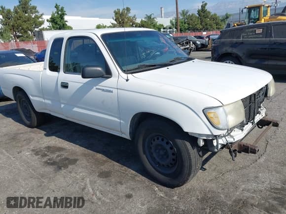 ✅ 1999 Toyota Tacoma • VIN: 4TAVL52N9XZ558305 • Lot: 42927686. Wystawiony na IAAI z przebiegiem 352 414 mil. Bezpłatny archiwum sprzedaży aukcyjnych z USA i szczegółowy raport historii pojazdu na DreamBid. Zdjęcie 1.