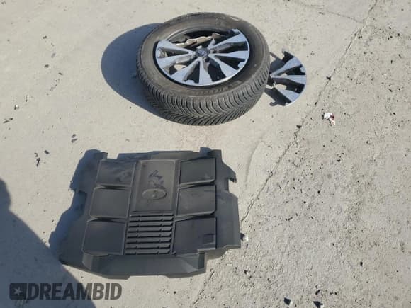 ✅ 2017 Subaru Outback Limited • VIN: 4S4BSENC8H3280971 • Lot: 48354575. Listed on Copart with 133,376 mi. Free auction sales archive from the USA and detailed vehicle history report at DreamBid. Image 13.