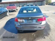 ✅ 2017 BMW 3 Series 330i xDrive • VIN: WBA8D9C31HA004272 • Лот: 43595184. Опубликован ранее на IAAI с пробегом 34 112 миль. Бесплатный доступ к архиву аукционных продаж из США и подробный отчёт об истории автомобиля на DreamBid. Изображение 17.