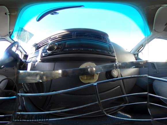 ✅ 1998 Volkswagen EuroVan • VIN: WV3AH8708VH145357 • Lot: 42472976. Listed on IAAI with 134,820 mi. Free auction sales archive from the USA and detailed vehicle history report at DreamBid. Image 20.