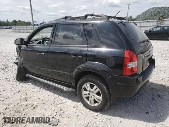 2008 Hyundai Tucson SE z VIN KM8JN72D68U843974, wystawiony jako Copart lot #67086484 z przebiegiem Nie podano mil oraz Szkoda całkowita • Salvage title. Historia ofert i sprzedaży dostępna na DreamBid. Obrazek 2.