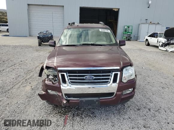✅ 2007 Ford Explorer Sport Trac Limited • VIN: 1FMEU53807UA01818 • Lot: 83997785. Wystawiony na Copart z przebiegiem 125 891 mil. Bezpłatny archiwum sprzedaży aukcyjnych z USA i szczegółowy raport historii pojazdu na DreamBid. Zdjęcie 5.