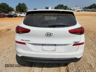 2019 Hyundai Tucson SE z VIN KM8J23A46KU842883, wystawiony jako Copart lot #81144025 z przebiegiem 74 595 mil mil oraz Szkoda całkowita • Salvage title. Historia ofert i sprzedaży dostępna na DreamBid. Obrazek 6.