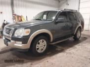 ✅ 2010 Ford Explorer Eddie Bauer • VIN: 1FMEU7EE9AUA32068 • Lot: 41440095. Wystawiony na IAAI z przebiegiem 230 945 mil. Bezpłatny archiwum sprzedaży aukcyjnych z USA i szczegółowy raport historii pojazdu na DreamBid. Zdjęcie 17.